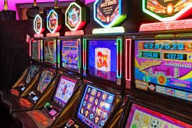 Filipino player spinning reels on ninong gaming Slot Game mobile browser